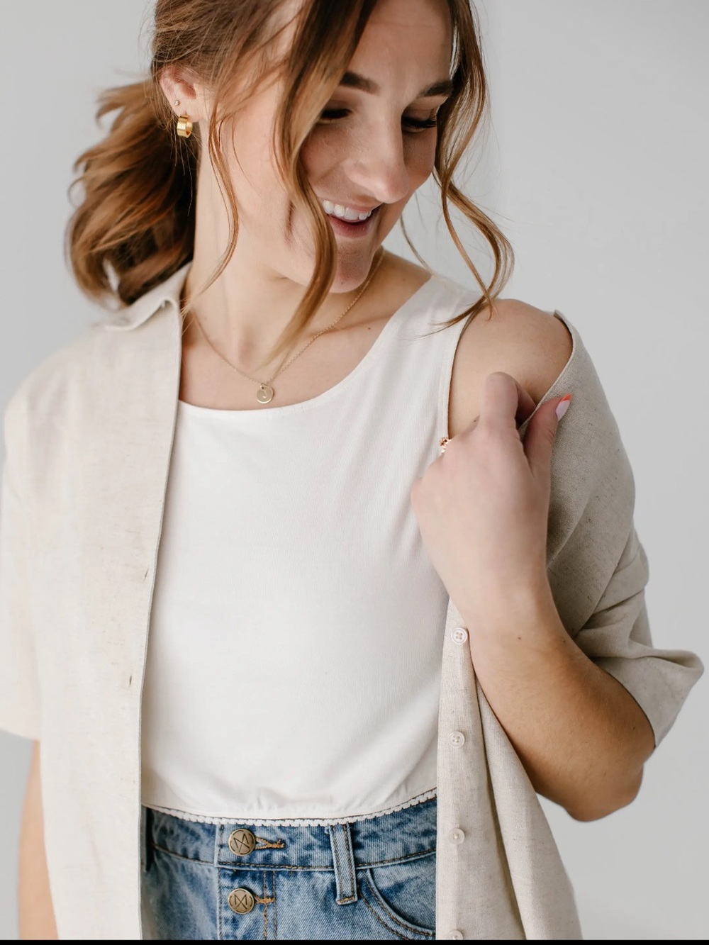 The Main Street Exchange | White 
Reversible Cropped Layering Tank Top